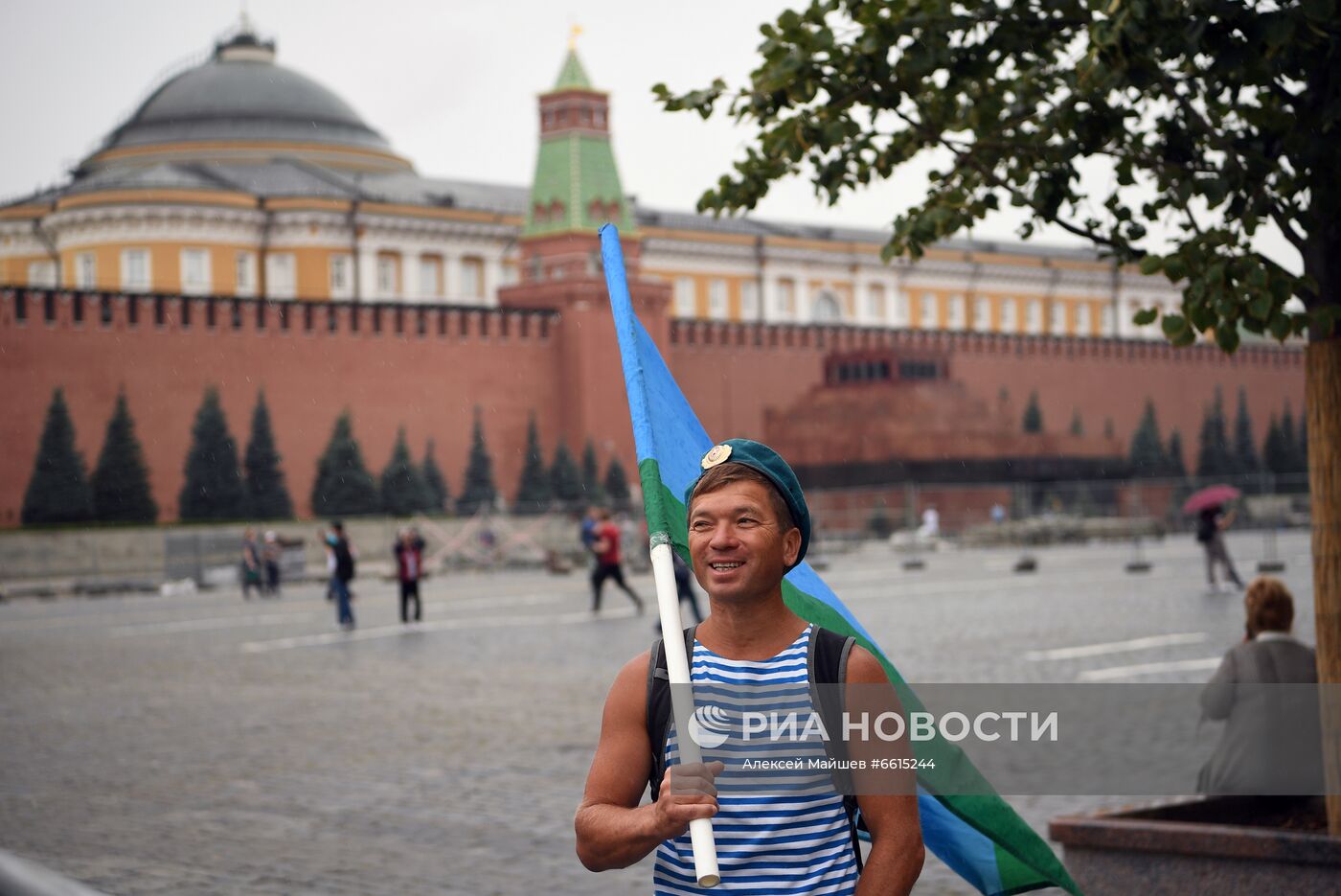 Празднование Дня ВДВ в Москве 