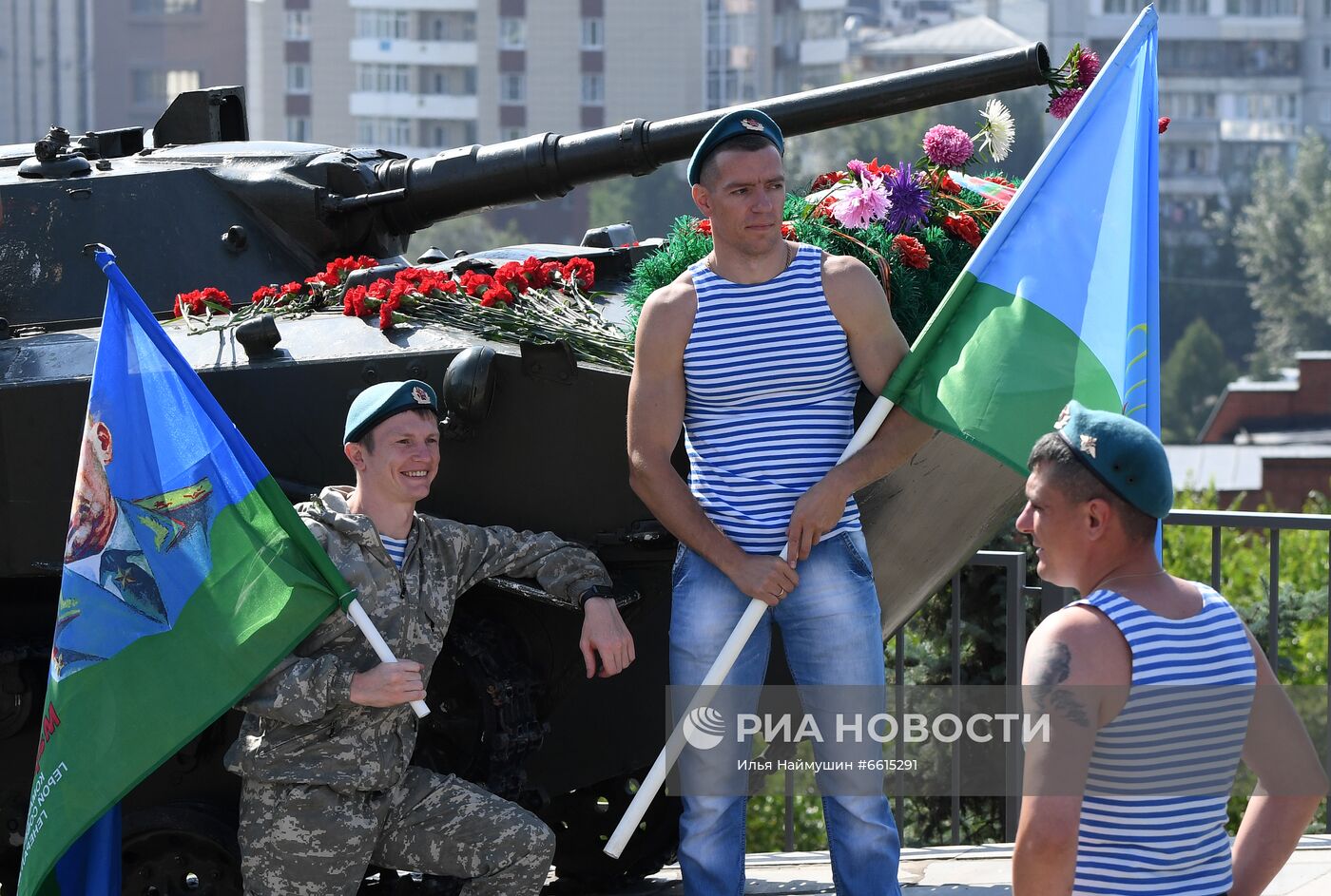 Празднование Дня ВДВ в регионах России