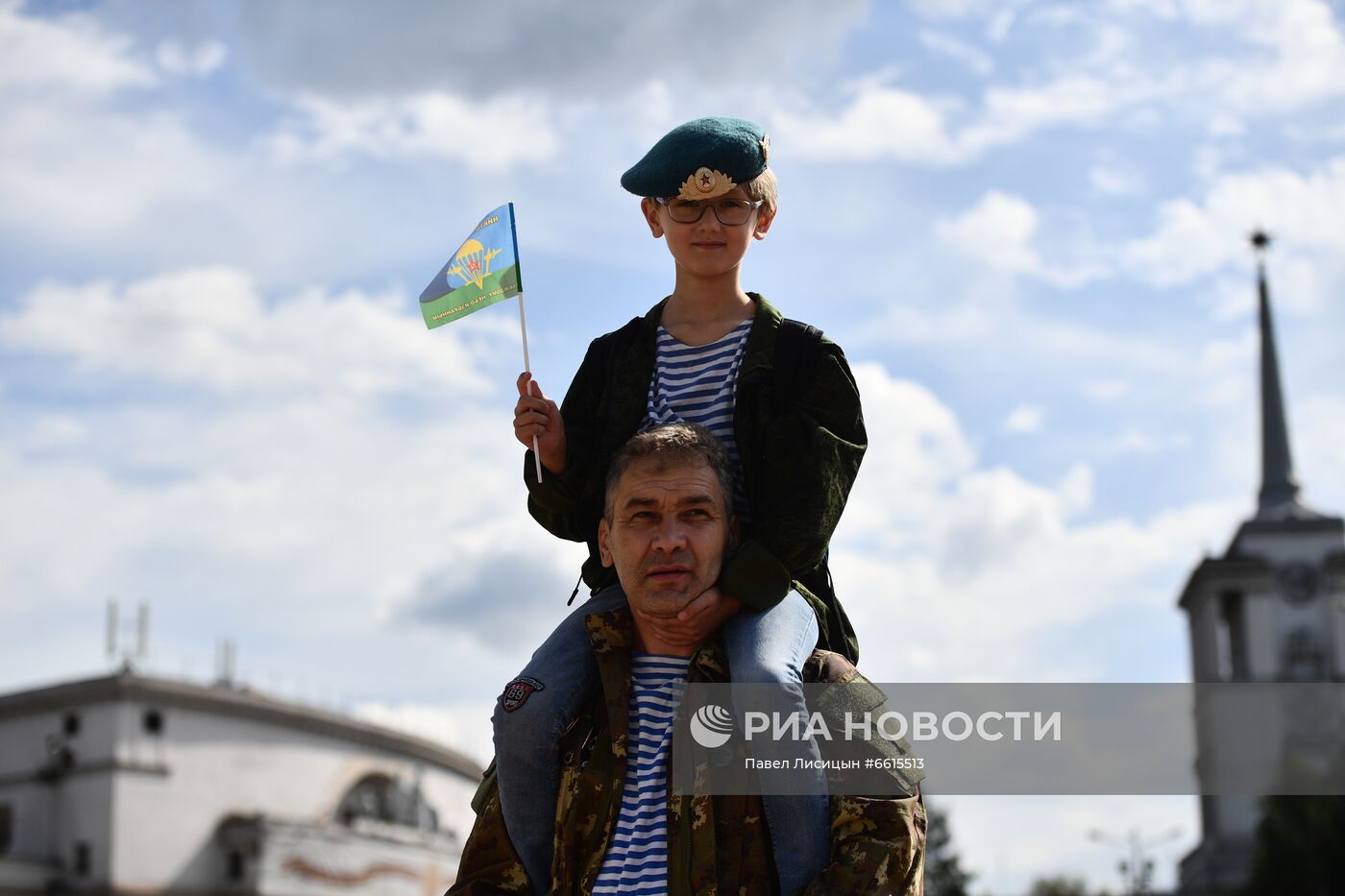 Празднование Дня ВДВ в регионах России