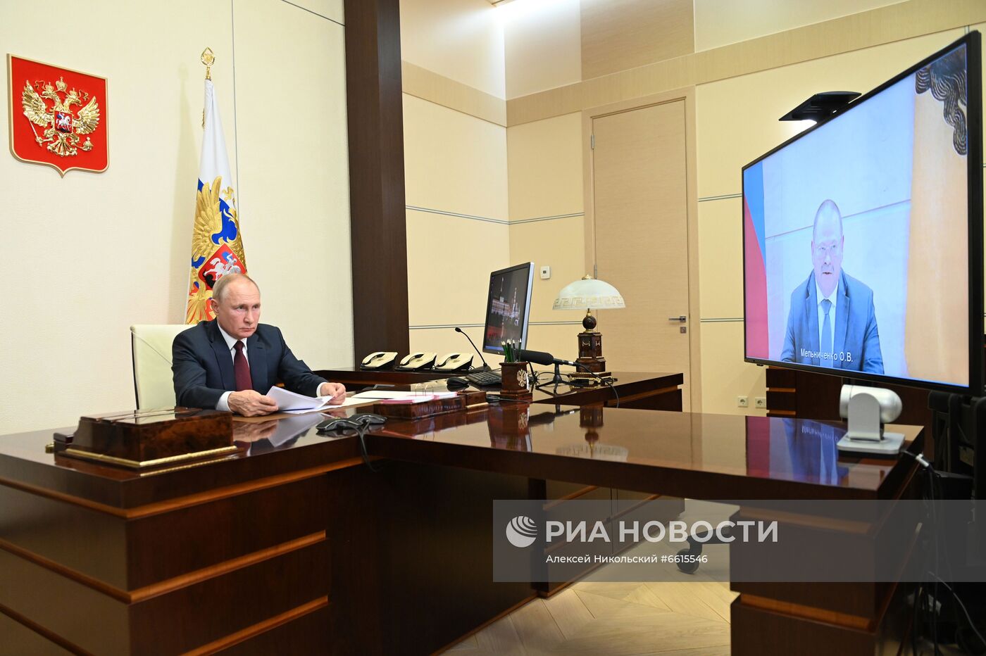 Президент РФ В. Путин встретился с врио главы Пензенской области О. Мельниченко
