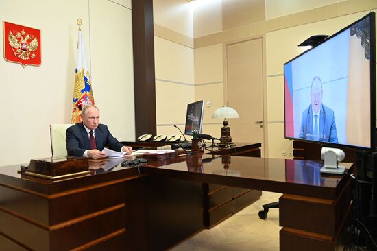 Президент РФ В. Путин встретился с врио главы Пензенской области О. Мельниченко