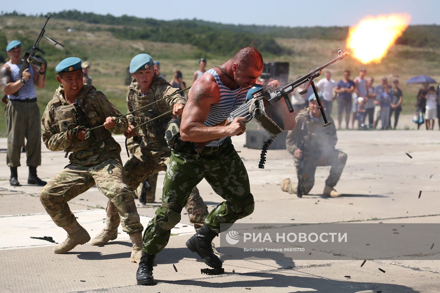 Празднование Дня ВДВ в регионах России