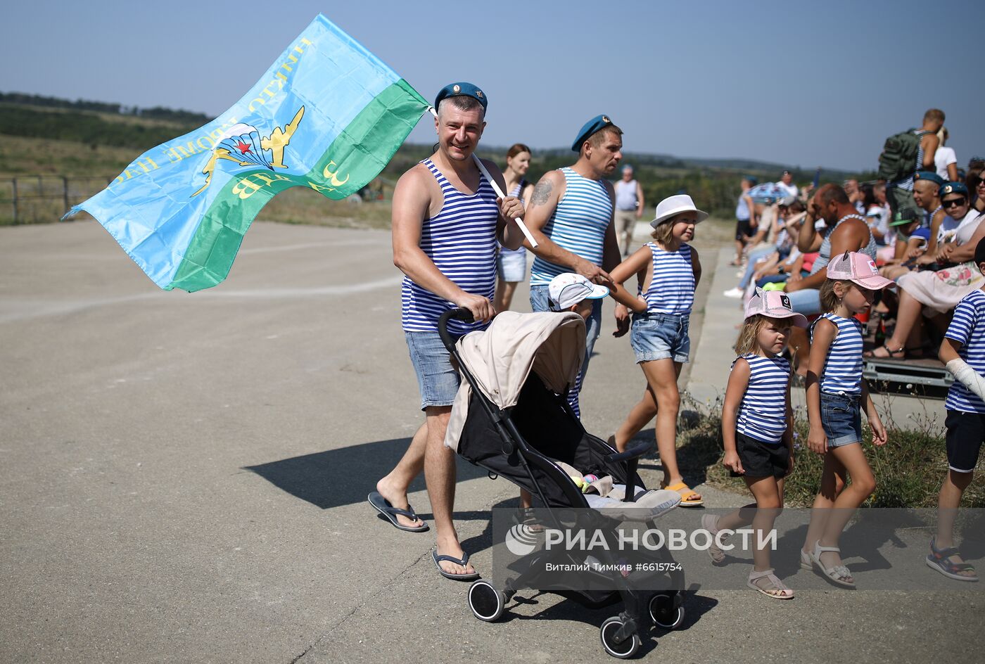 Празднование Дня ВДВ в регионах России