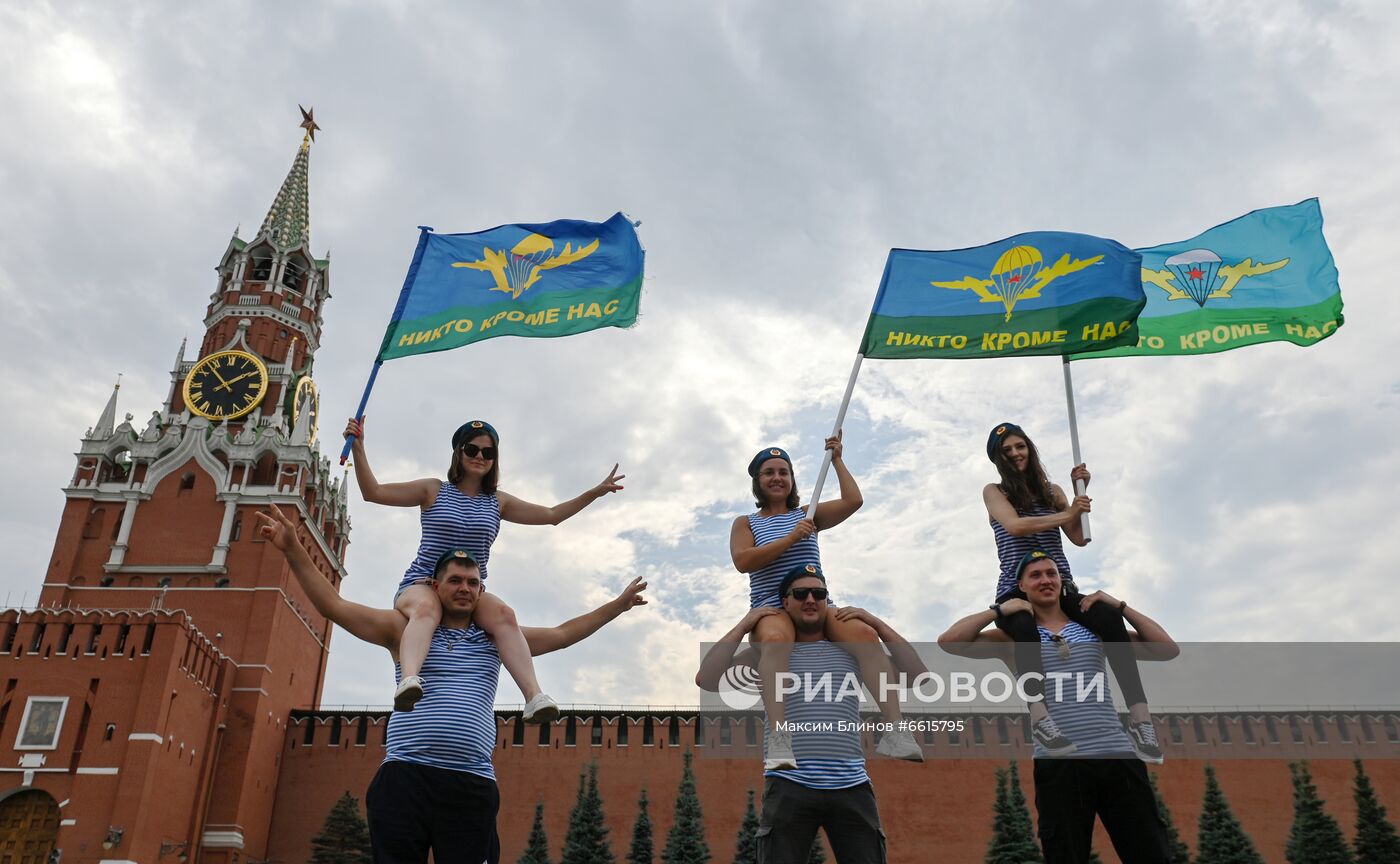 Празднование Дня ВДВ в Москве