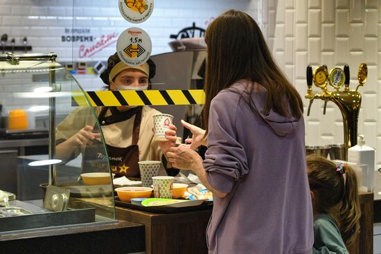 Возобновление работы  фудкортов в Санкт-Петербурге