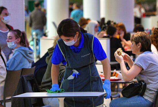 Возобновление работы  фудкортов в Санкт-Петербурге