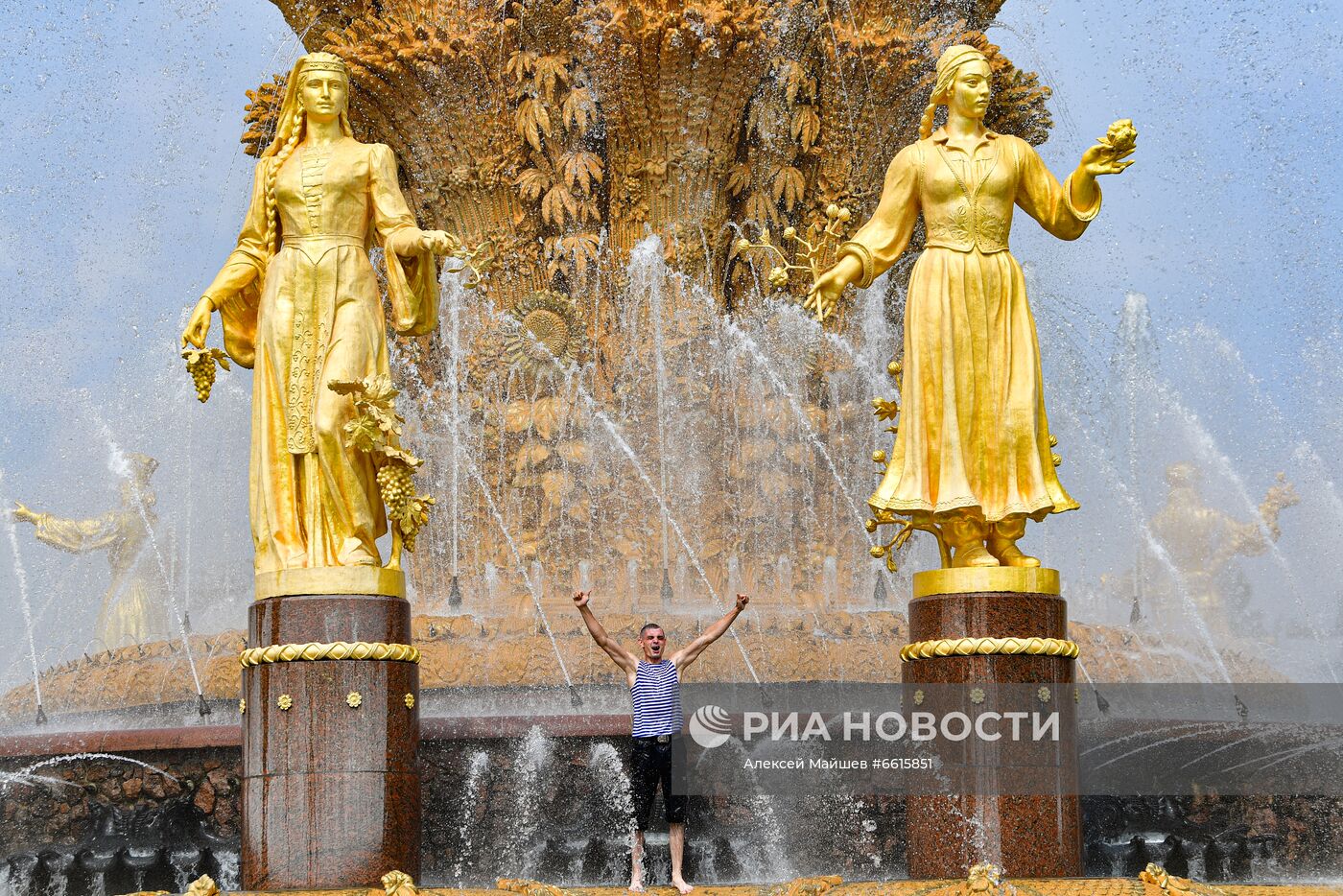 Празднование Дня ВДВ в Москве 