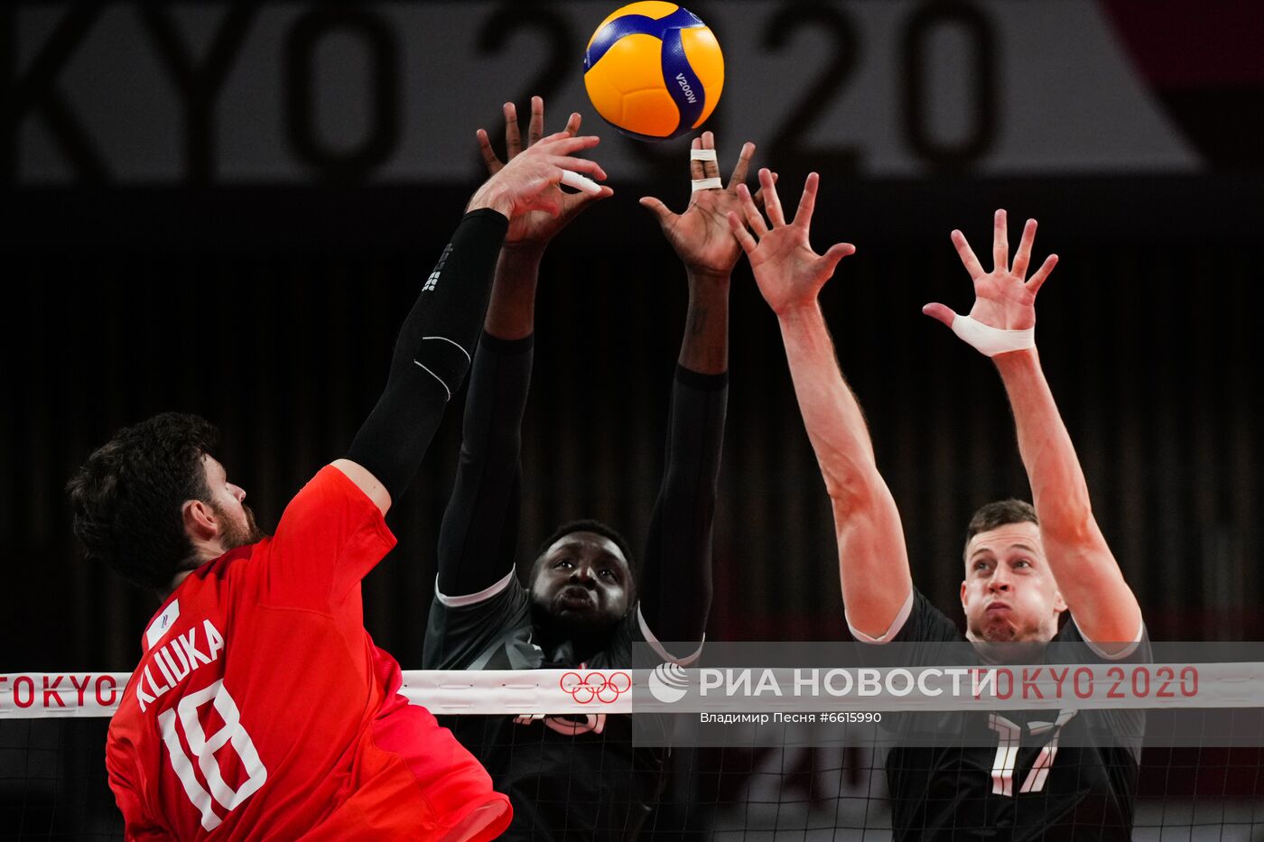 Олимпиада-2020. Волейбол. Мужчины. Матч Канада - Россия