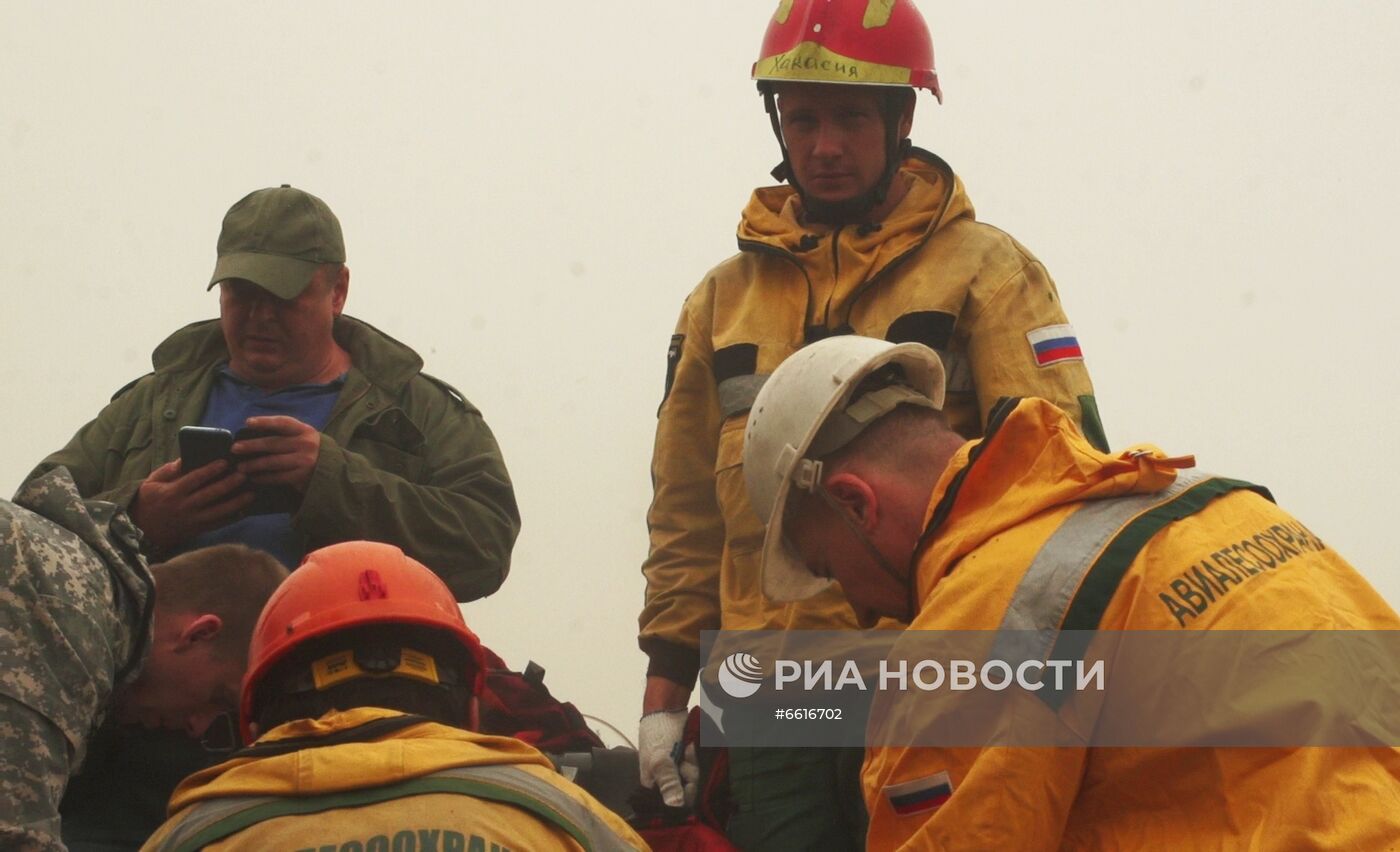 Тушение лесных пожаров в Якутии
