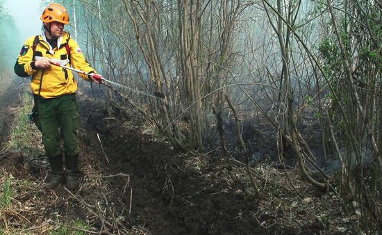 Тушение лесных пожаров в Якутии