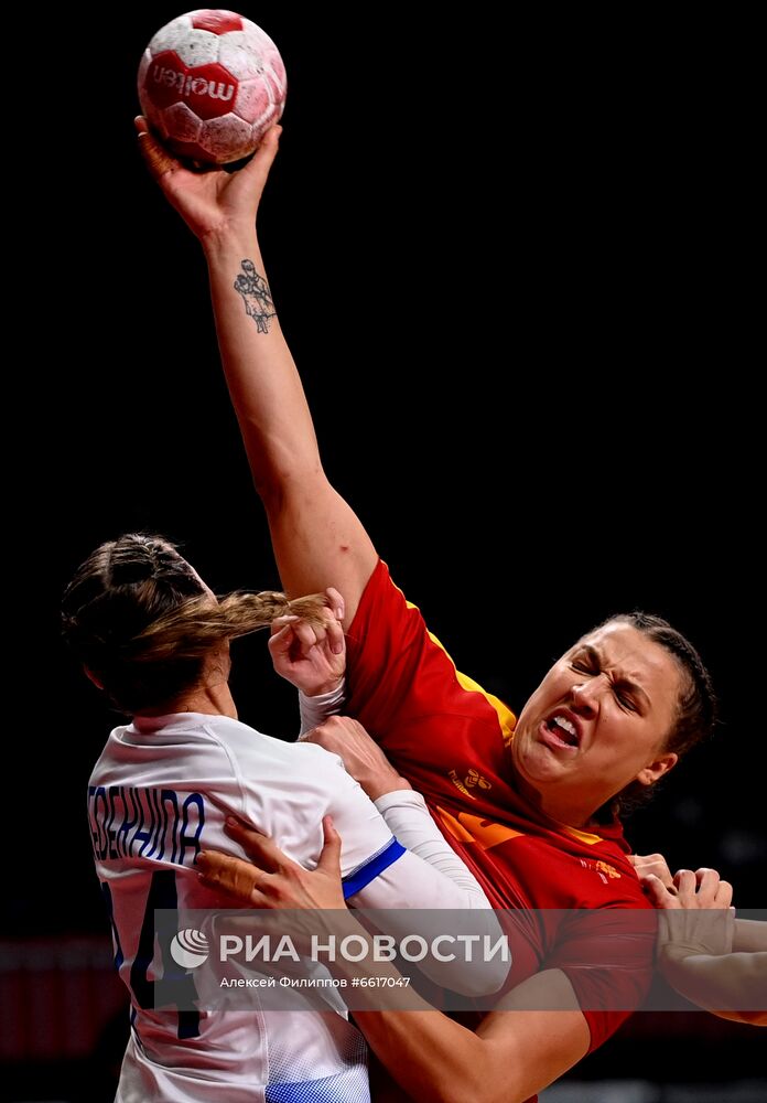 Олимпиада-2020. Гандбол. Женщины. Матч Черногория - Россия