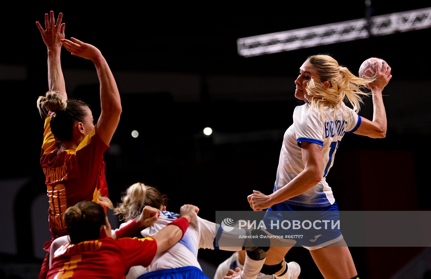 Олимпиада-2020. Гандбол. Женщины. Матч Черногория - Россия