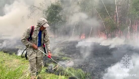 Тушение лесных пожаров в Якутии