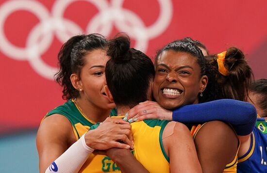 Олимпиада-2020. Волейбол. Женщины. Матч Бразилия - Россия