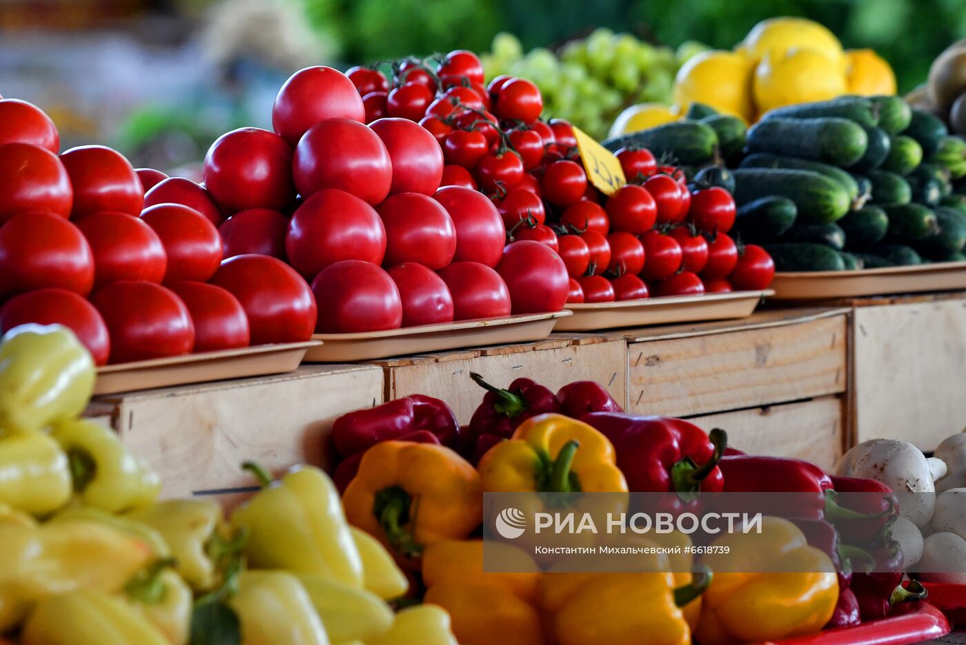 Центральный овощной рынок в Симферополе