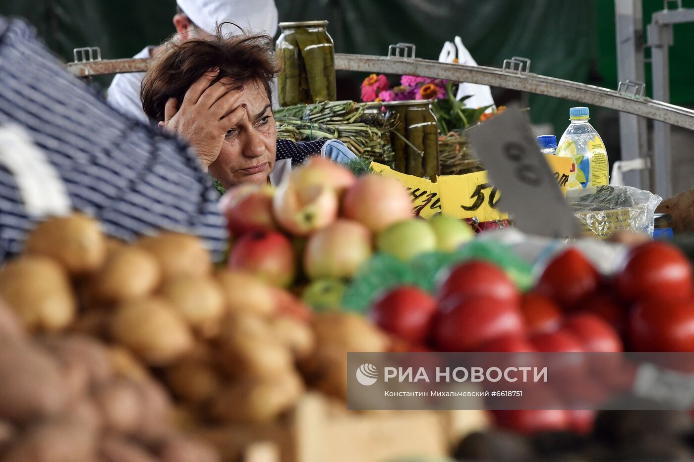 Центральный овощной рынок в Симферополе