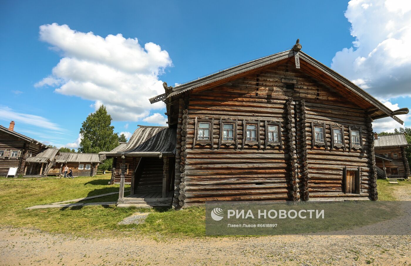 Музей деревянного зодчества "Малые Корелы" в Архангельске