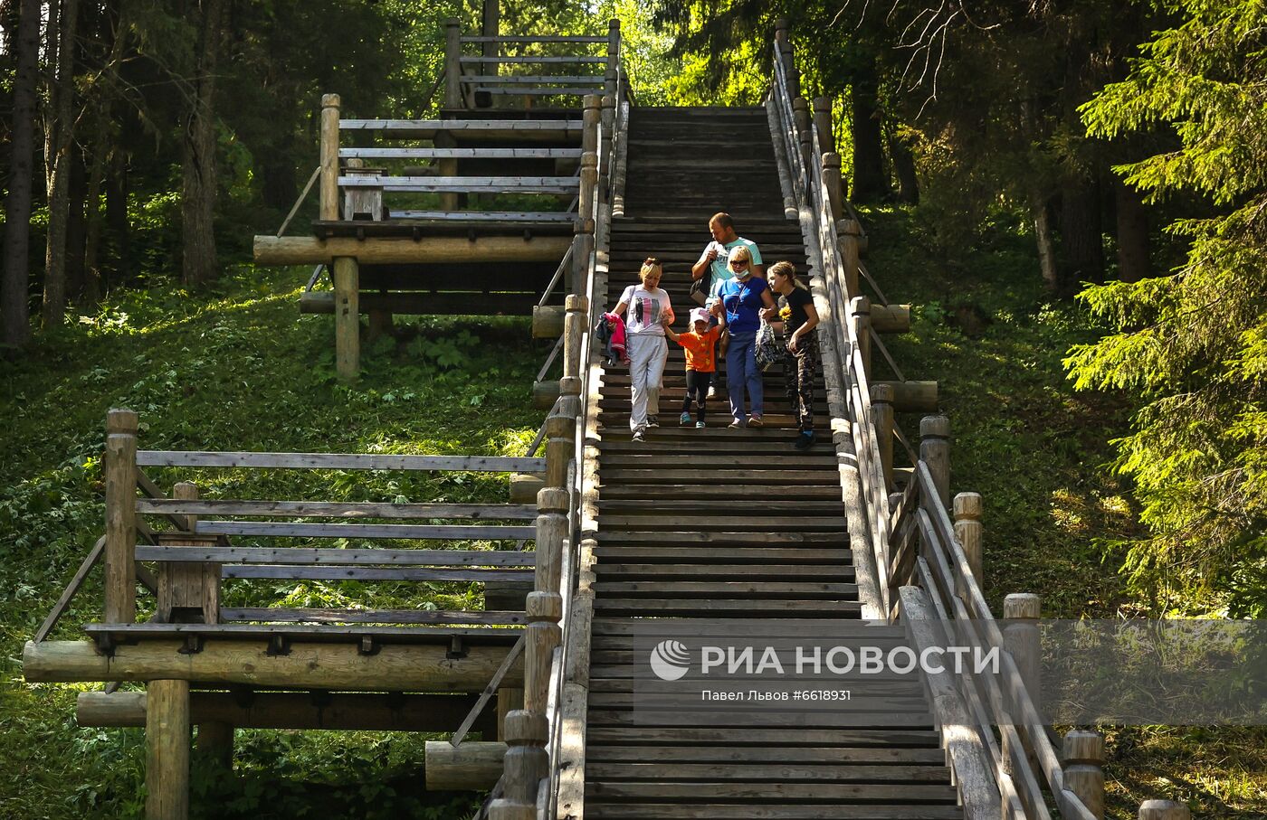 Музей деревянного зодчества "Малые Корелы" в Архангельске