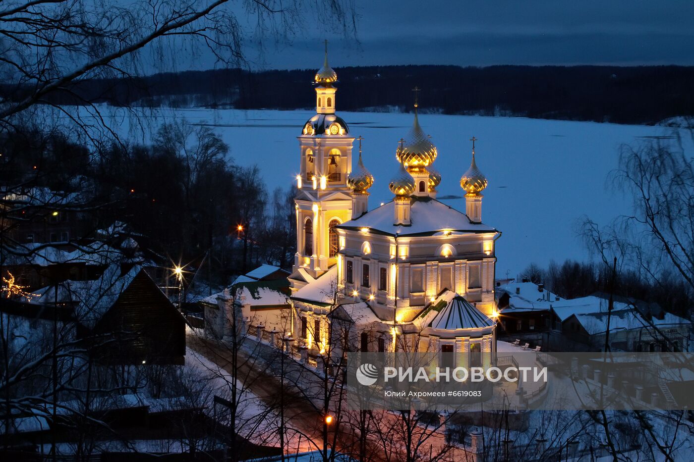 Церковь Воскресения Христова в Плёсе