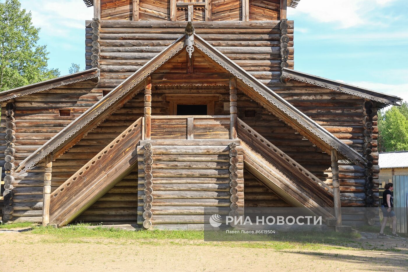 Музей деревянного зодчества "Малые Корелы" в Архангельске