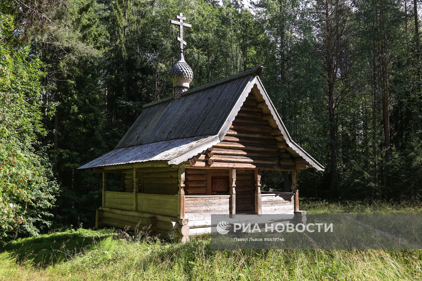 Музей деревянного зодчества "Малые Корелы" в Архангельске