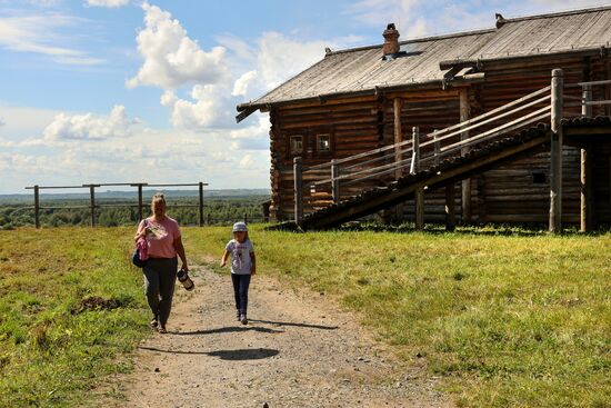 Музей деревянного зодчества "Малые Корелы" в Архангельске