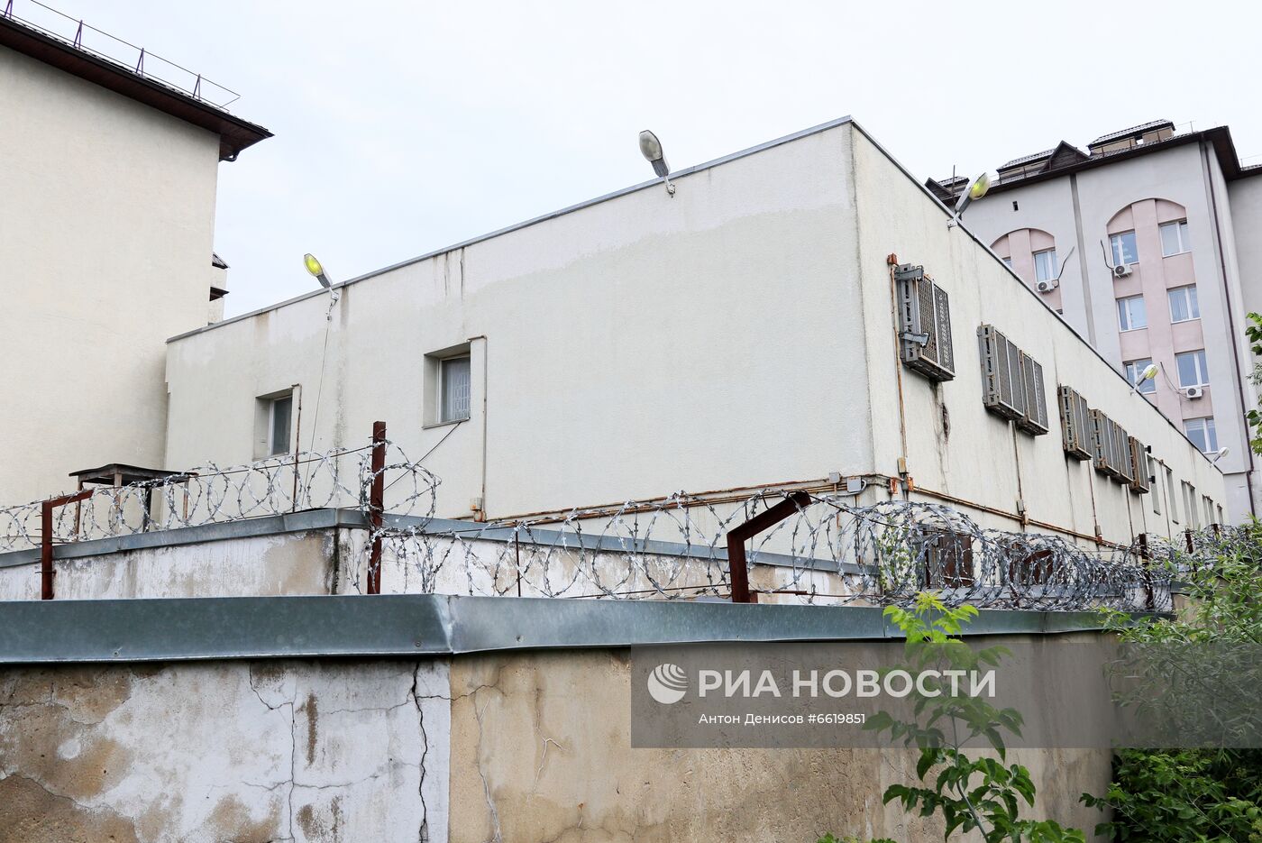 В Подмосковье пятеро заключенных сбежали из изолятора