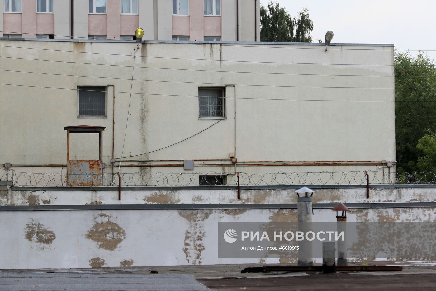 В Подмосковье пятеро заключенных сбежали из изолятора