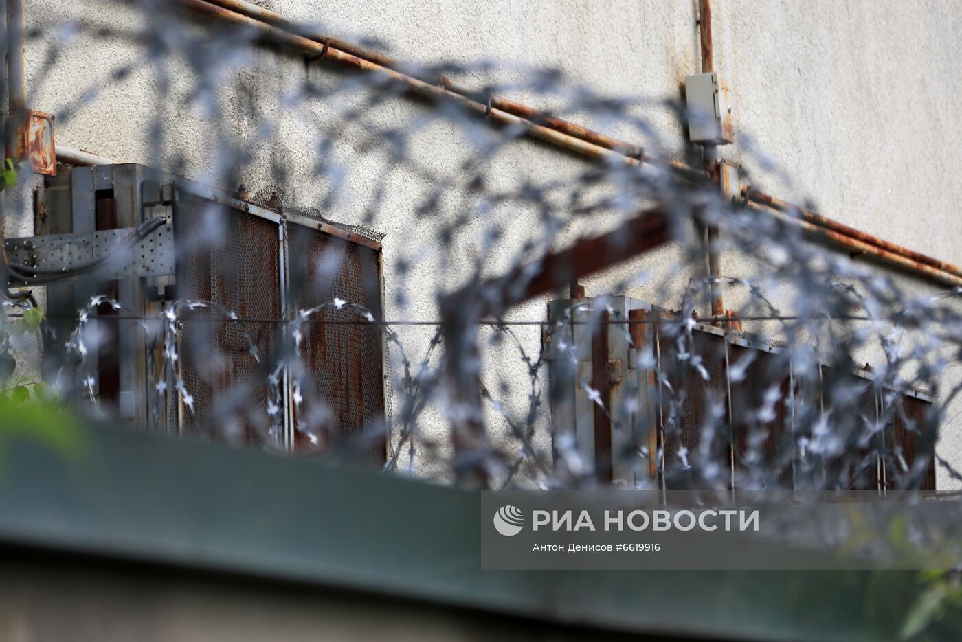 В Подмосковье пятеро заключенных сбежали из изолятора