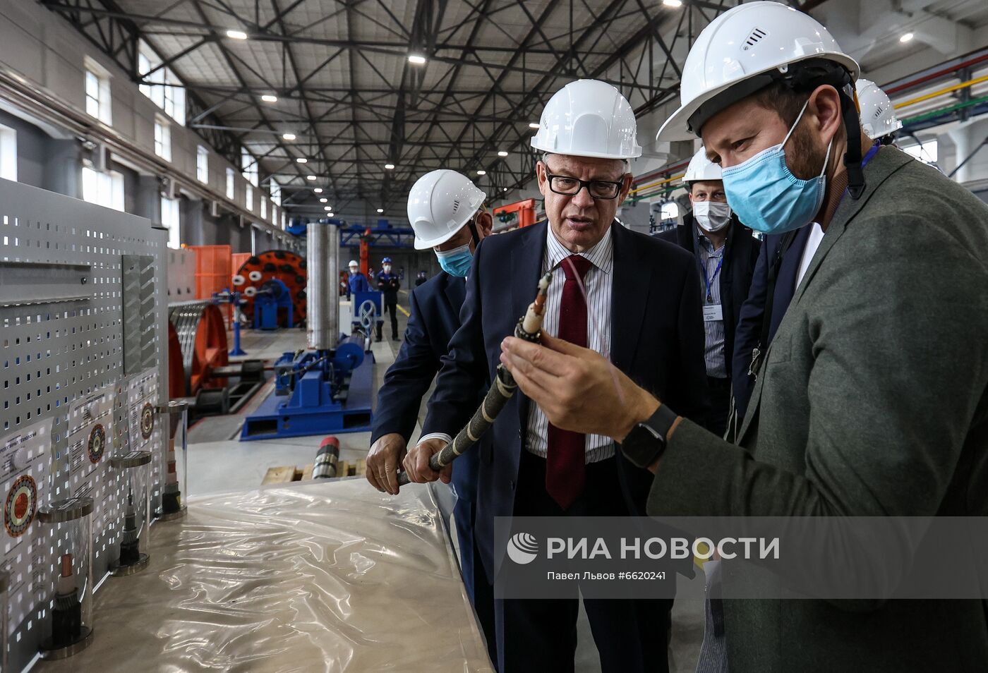 Завод по производству оптоволоконного кабеля в Мурманске