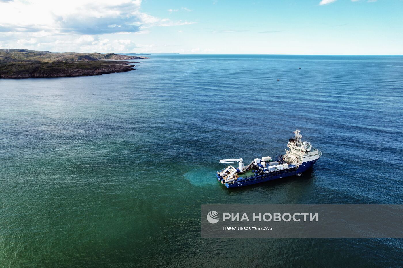 Глубоководная прокладка трансарктической линии связи Мурманск-Владивосток