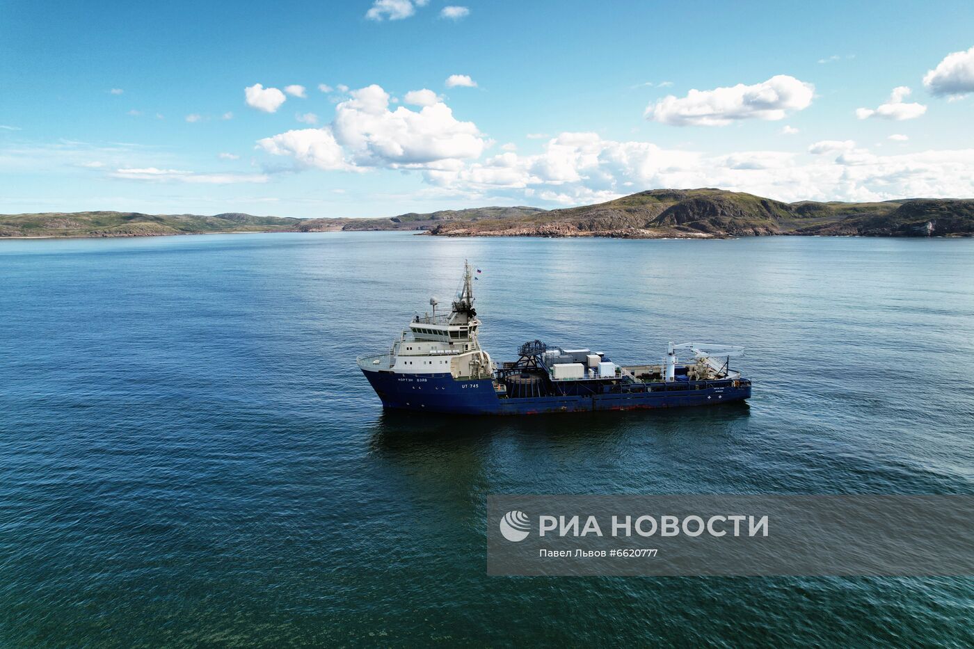 Глубоководная прокладка трансарктической линии связи Мурманск-Владивосток