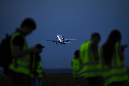 Самолеты в аэропорту Казани