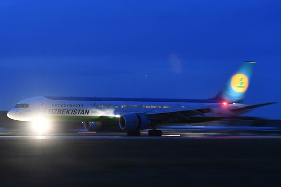 Самолеты в аэропорту Казани