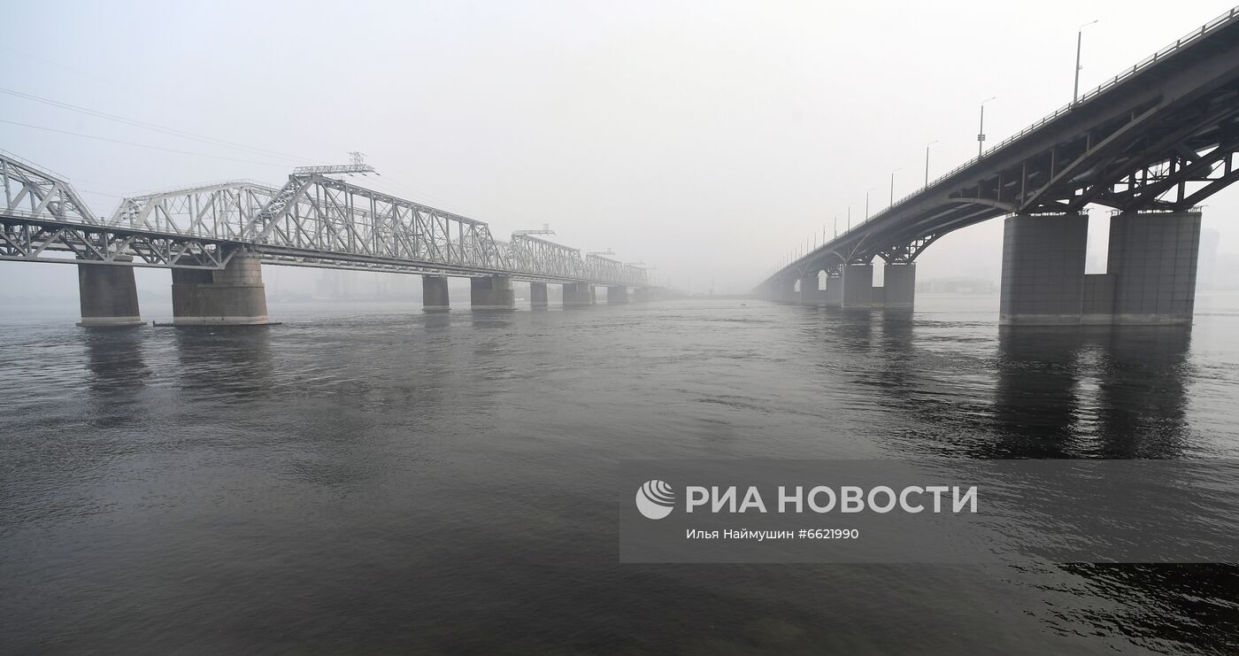 Дым в Красноярске от лесных пожаров в Якутии