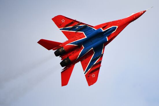 Авиационный праздник "Я выбираю небо" в Казани