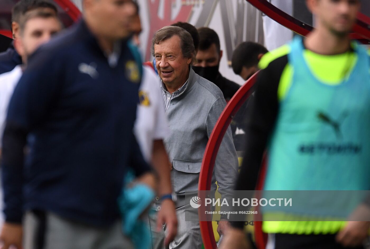 Футбол. РПЛ. Матч "Химки" - "Ростов"