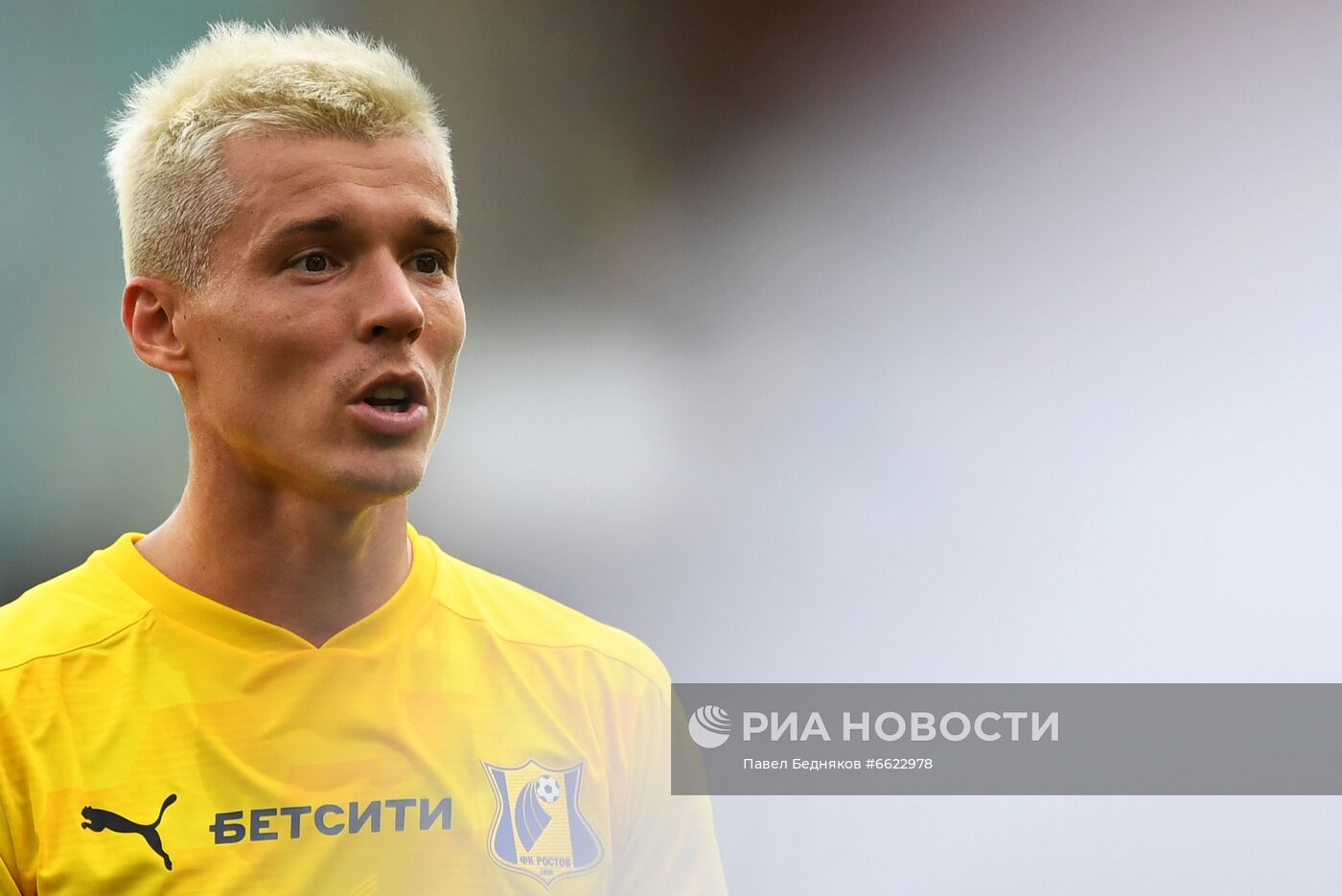 Футбол. РПЛ. Матч "Химки" - "Ростов"