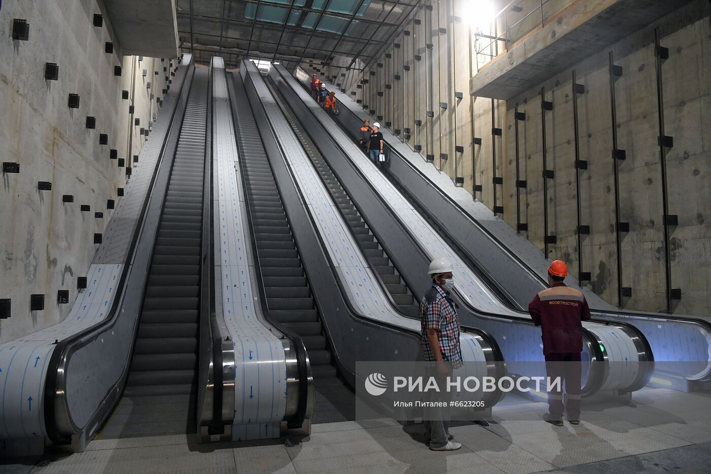 Строительство станции метро "Кунцевская"