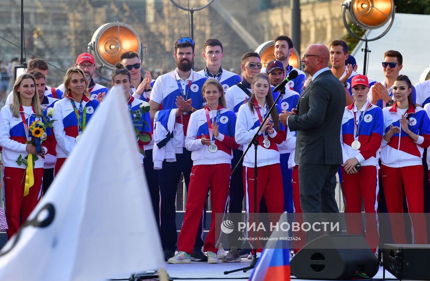 Торжественная встреча олимпийцев на Красной площади
