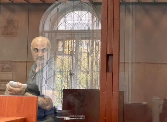 Избрание меры пресечения экс-главе правительства Северной Осетии С. Такоеву и его сообщникам