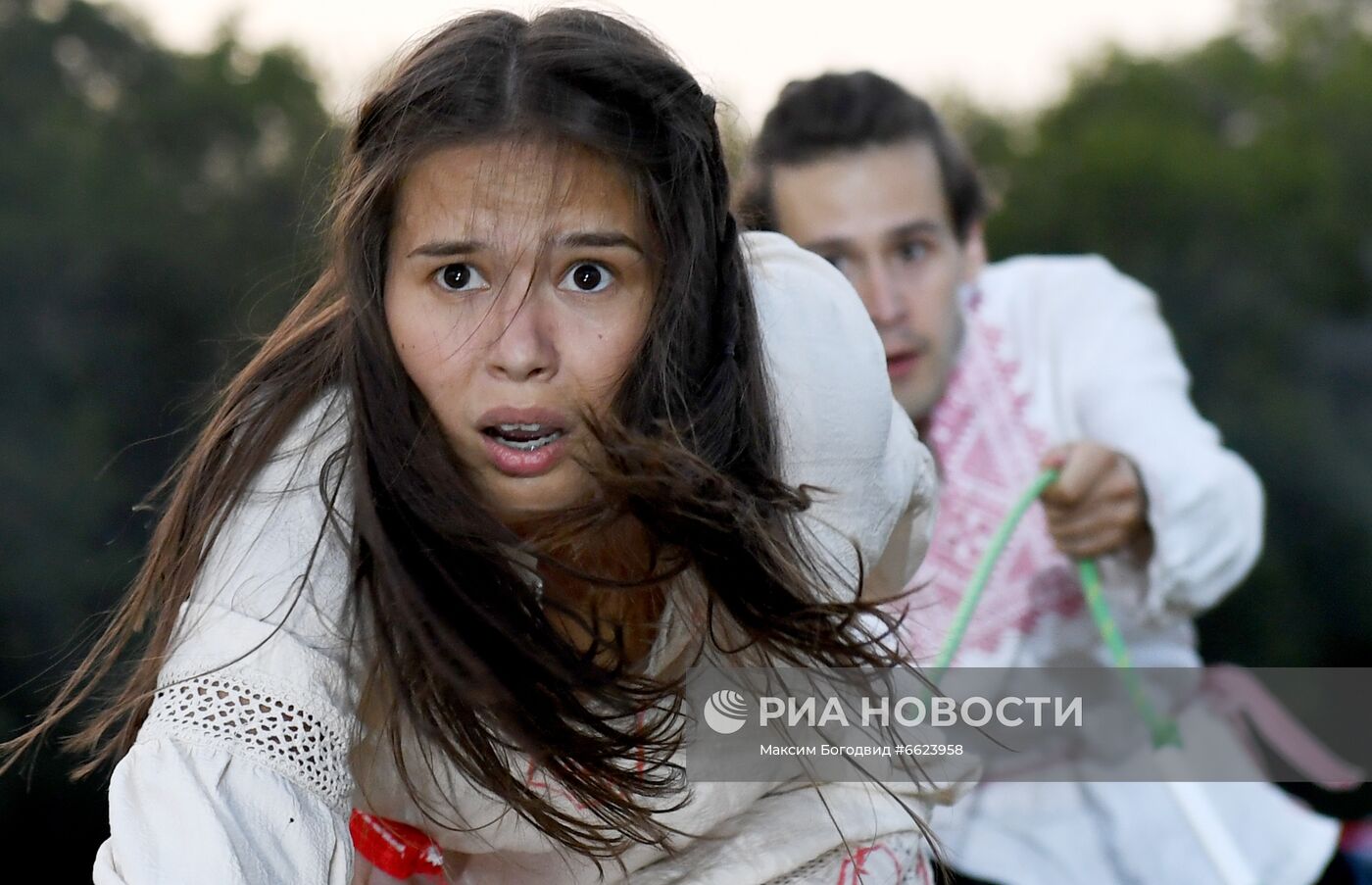 Спектакль под открытым небом "О чем поют деревья" в Казани