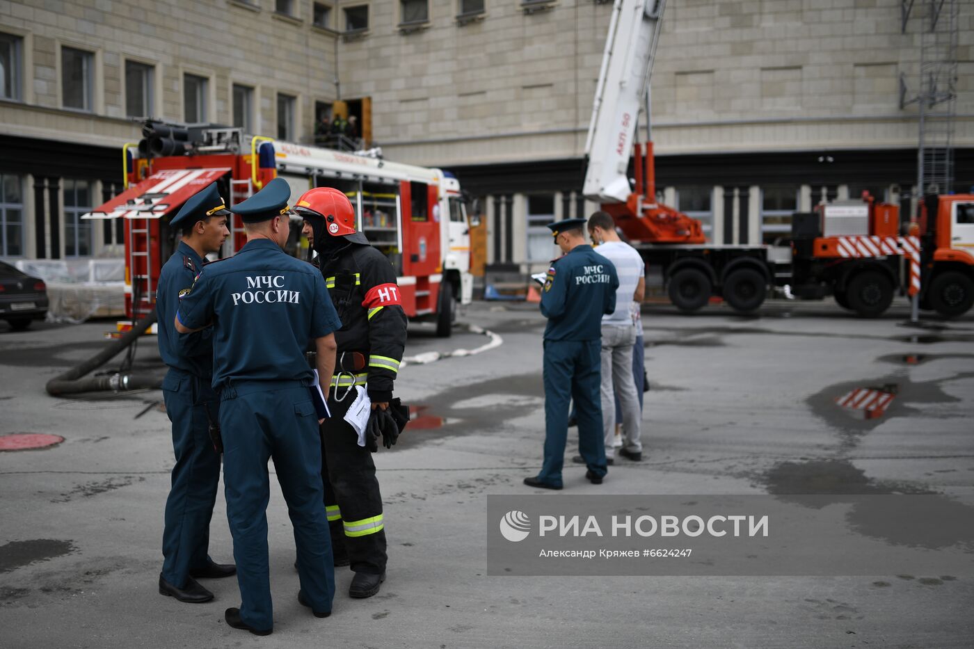 Учения МЧС России в Новосибирском театре оперы и балета