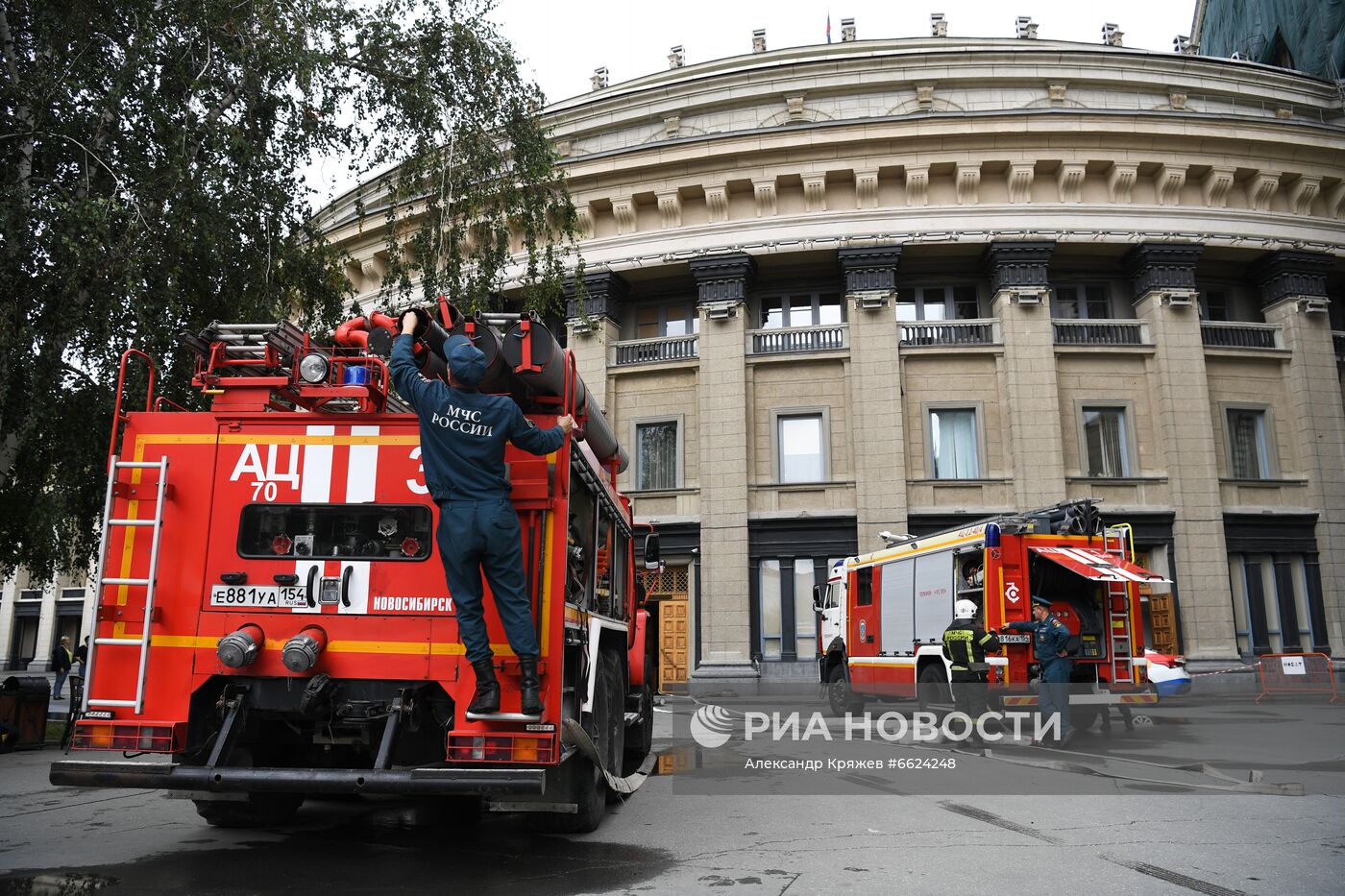 Учения МЧС России в Новосибирском театре оперы и балета