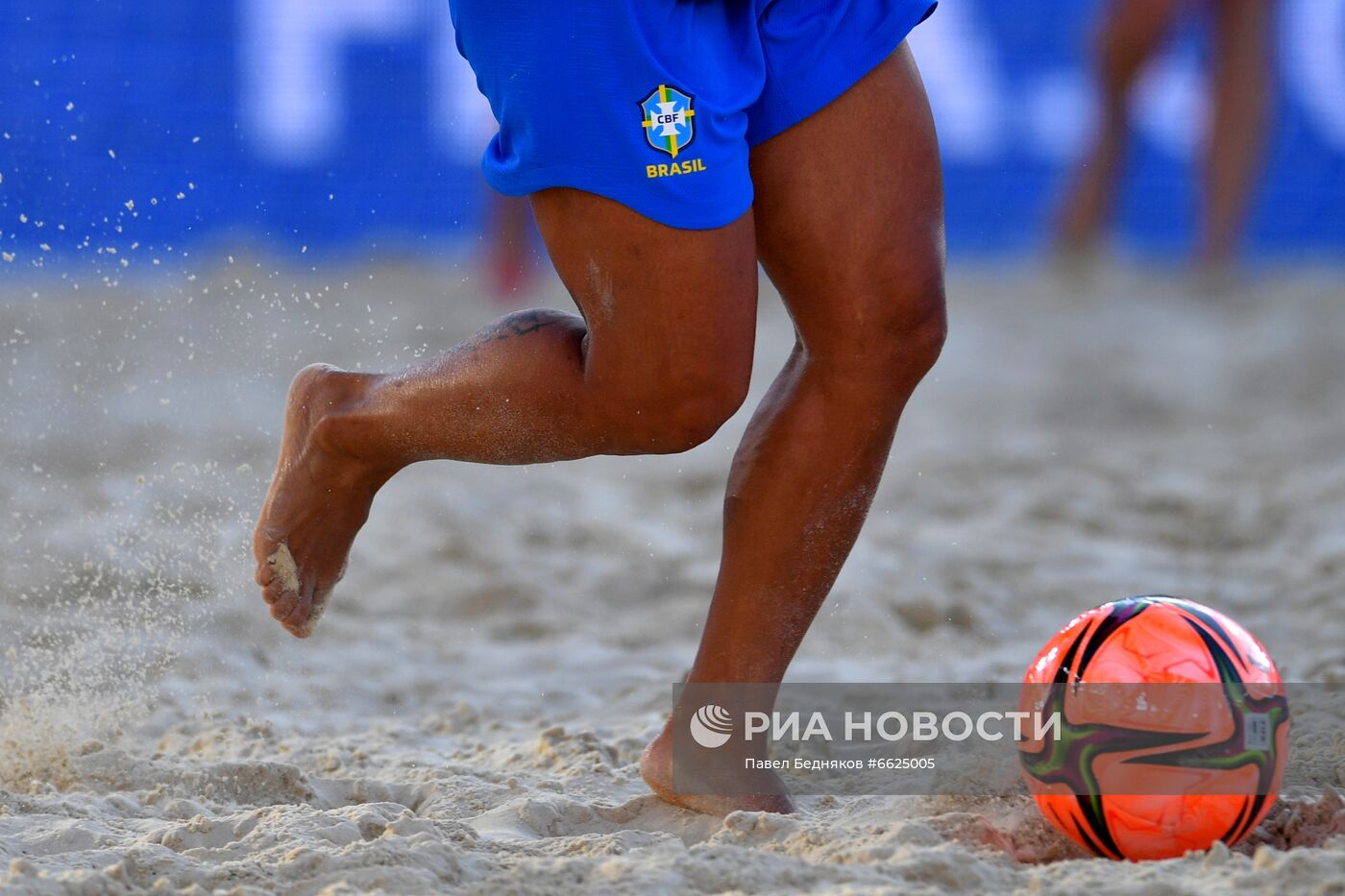 Пляжный футбол. Женщины. Межконтинентальный кубок. Матч Испания - Бразилия
