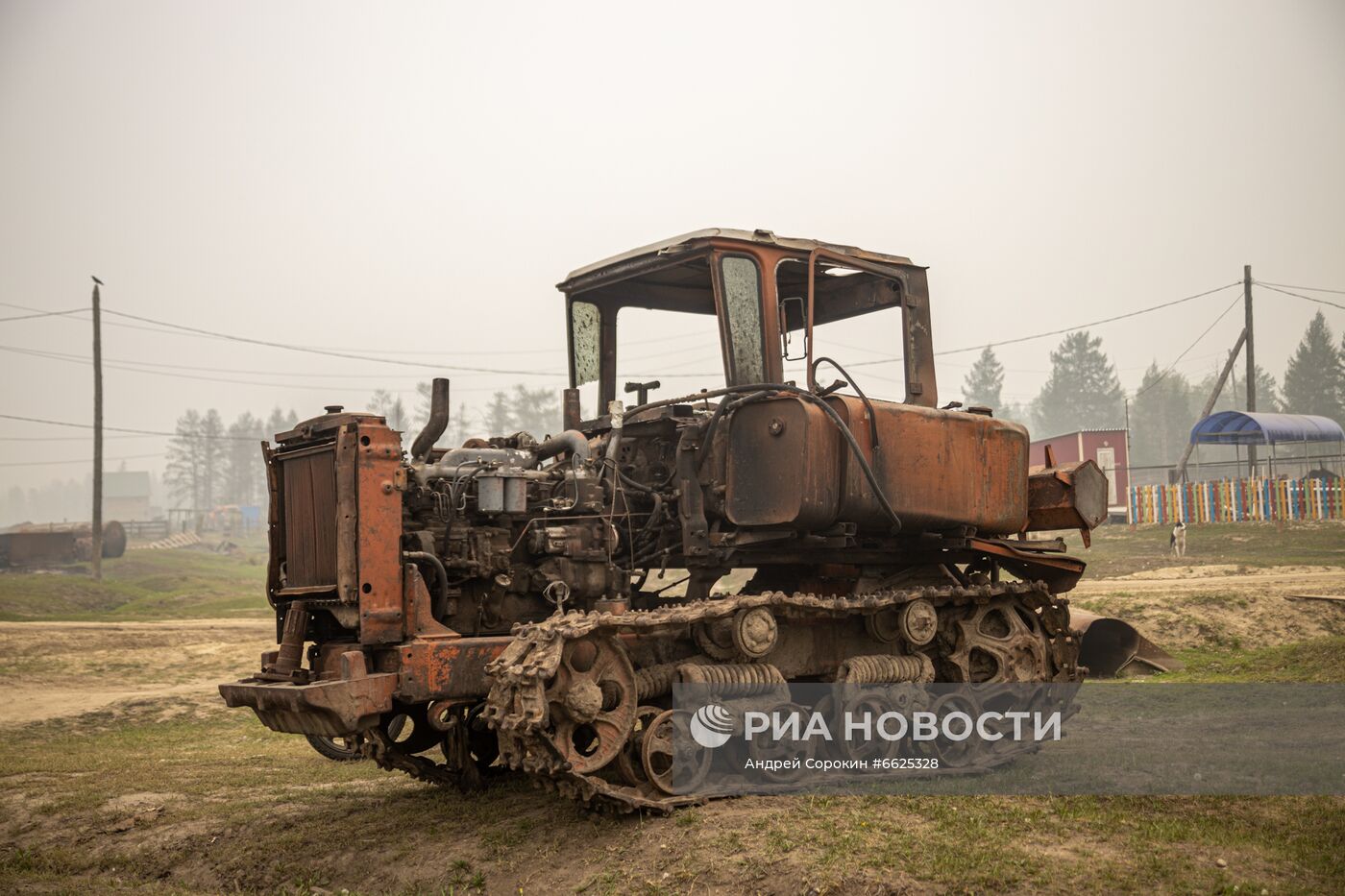 Ю. Трутнев посетил пострадавшее от пожаров село Бясь-Кюель в Якутии