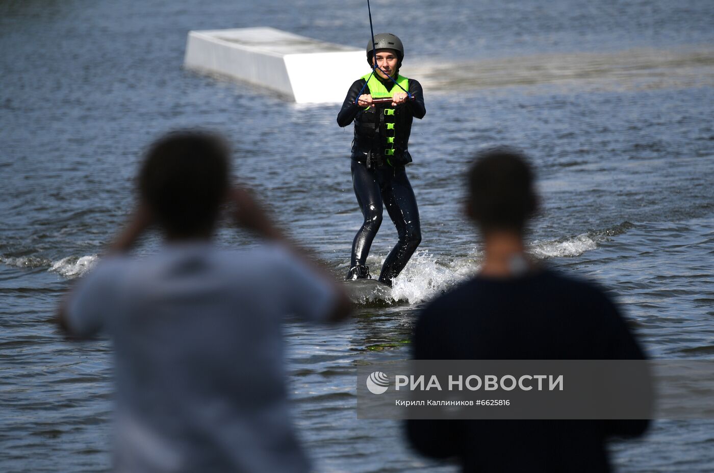 Вейк-зона в парке "Остров мечты"