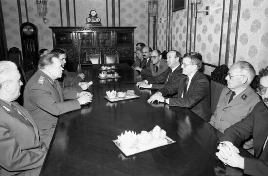 Визит начальника федерального военного департамента Швейцарии Каспара Филлигера в СССР