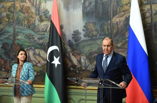 Встреча глав МИД РФ и Ливии С. Лаврова и Н. Манкуш 