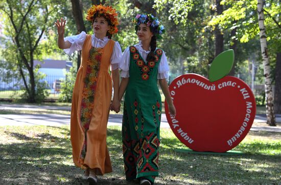 Яблочный спас в Казани